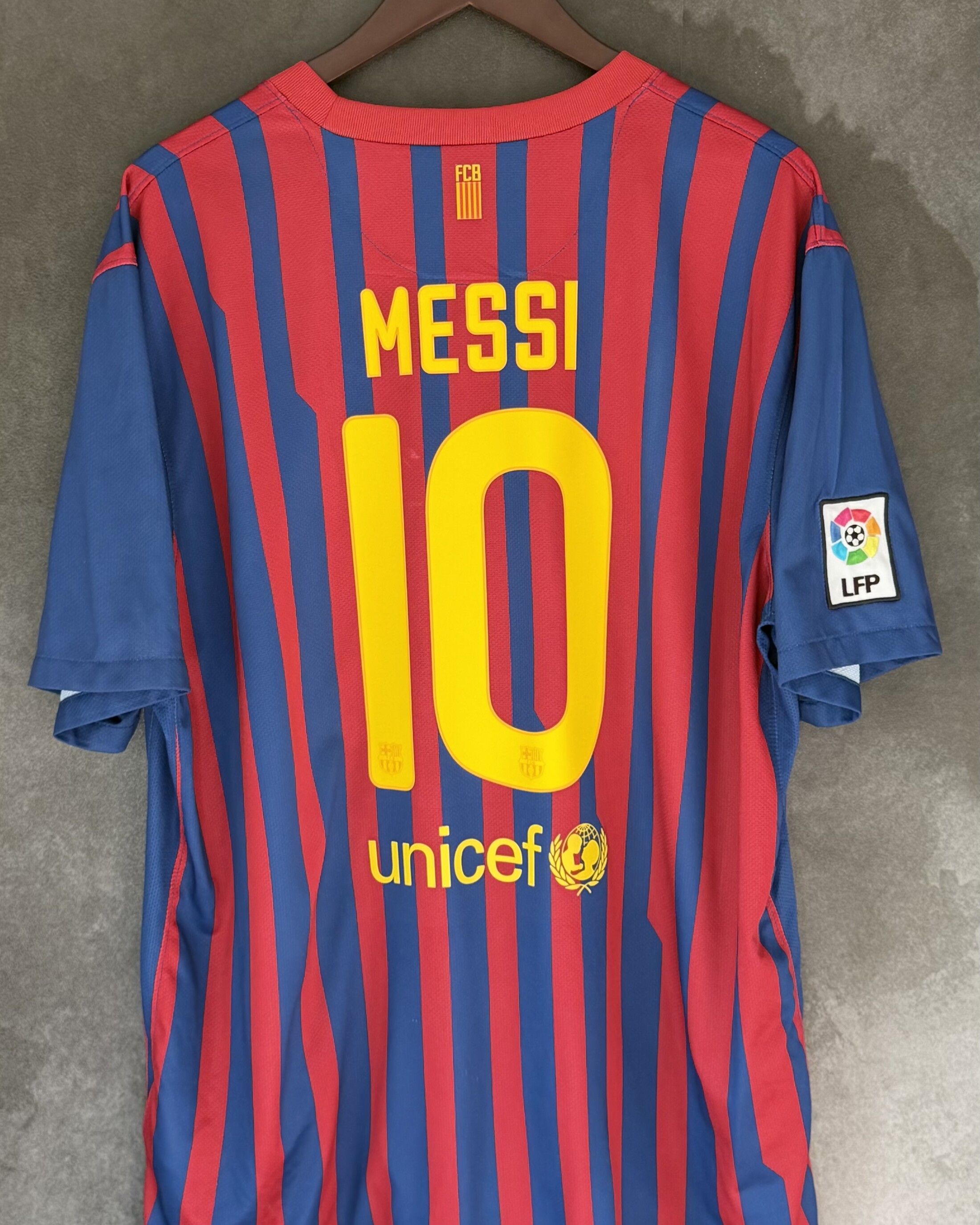 FC Barcelona 2011/12 Home MESSI 10 XXL 9/10 - Image 2