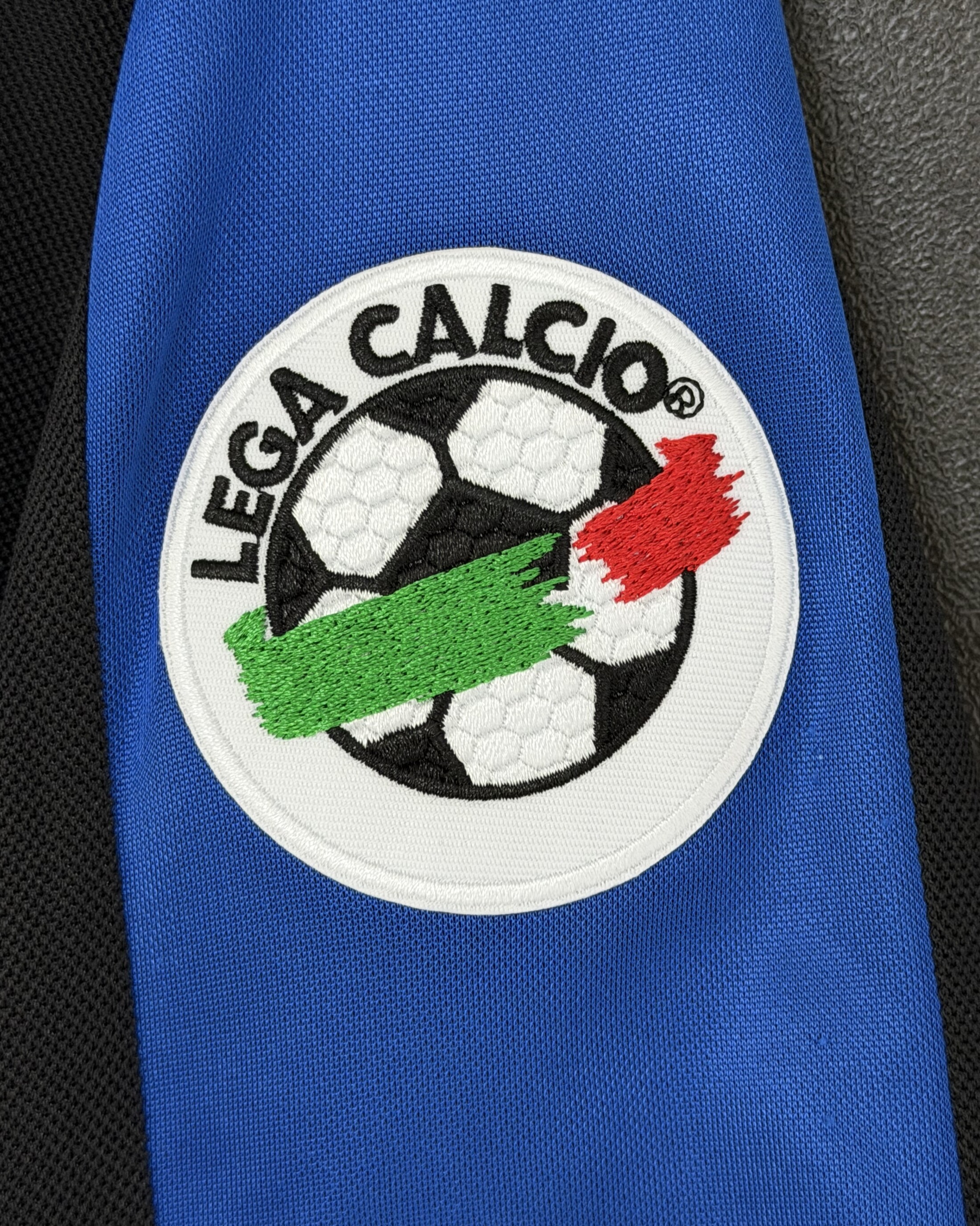 Inter Milan 2000/01 Home RONALDO 9 Small 9/10 - Image 5