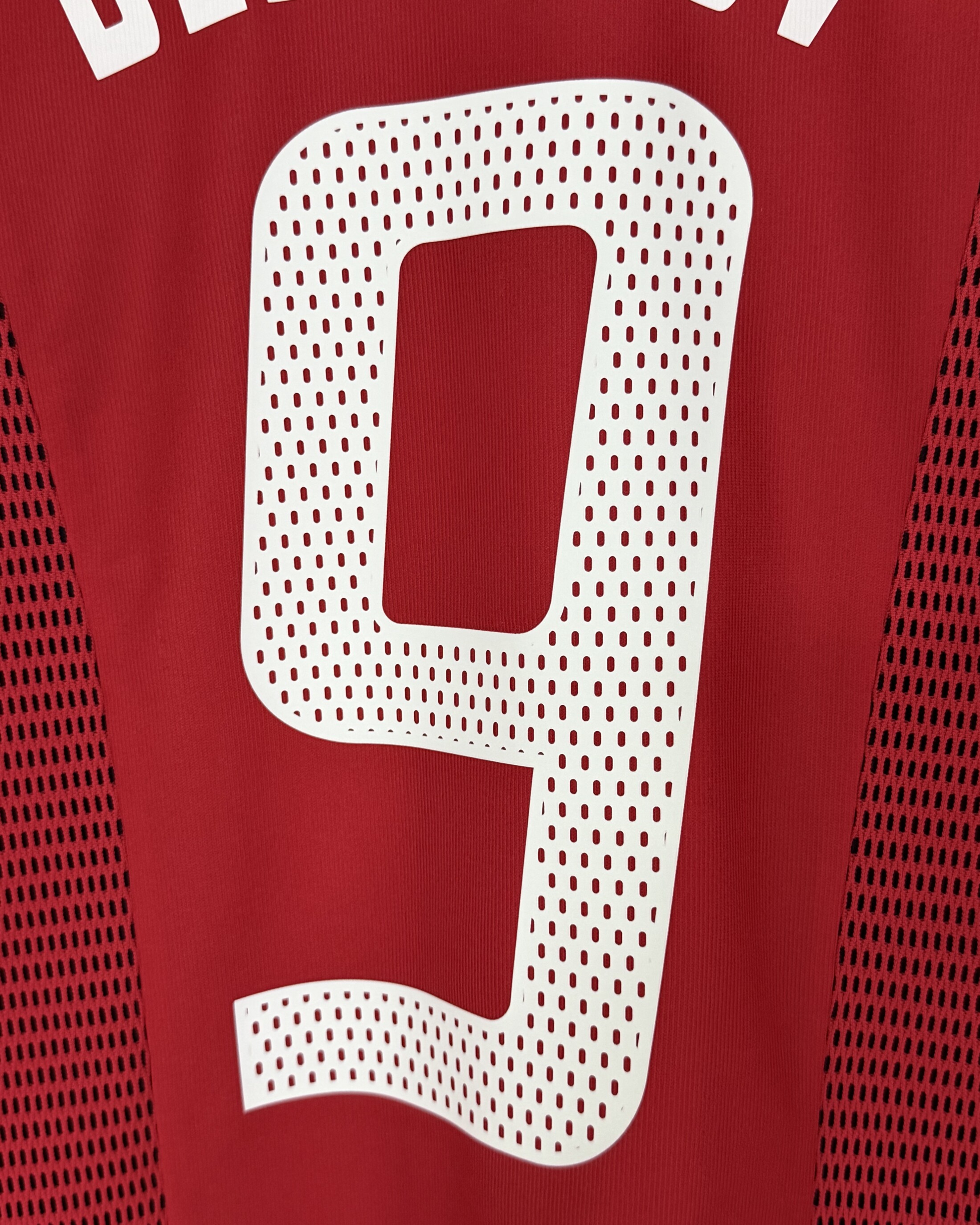 Bayer 04 Leverkusen 2002/03 Home BERBATOV 9 Small 9/10 - Image 3