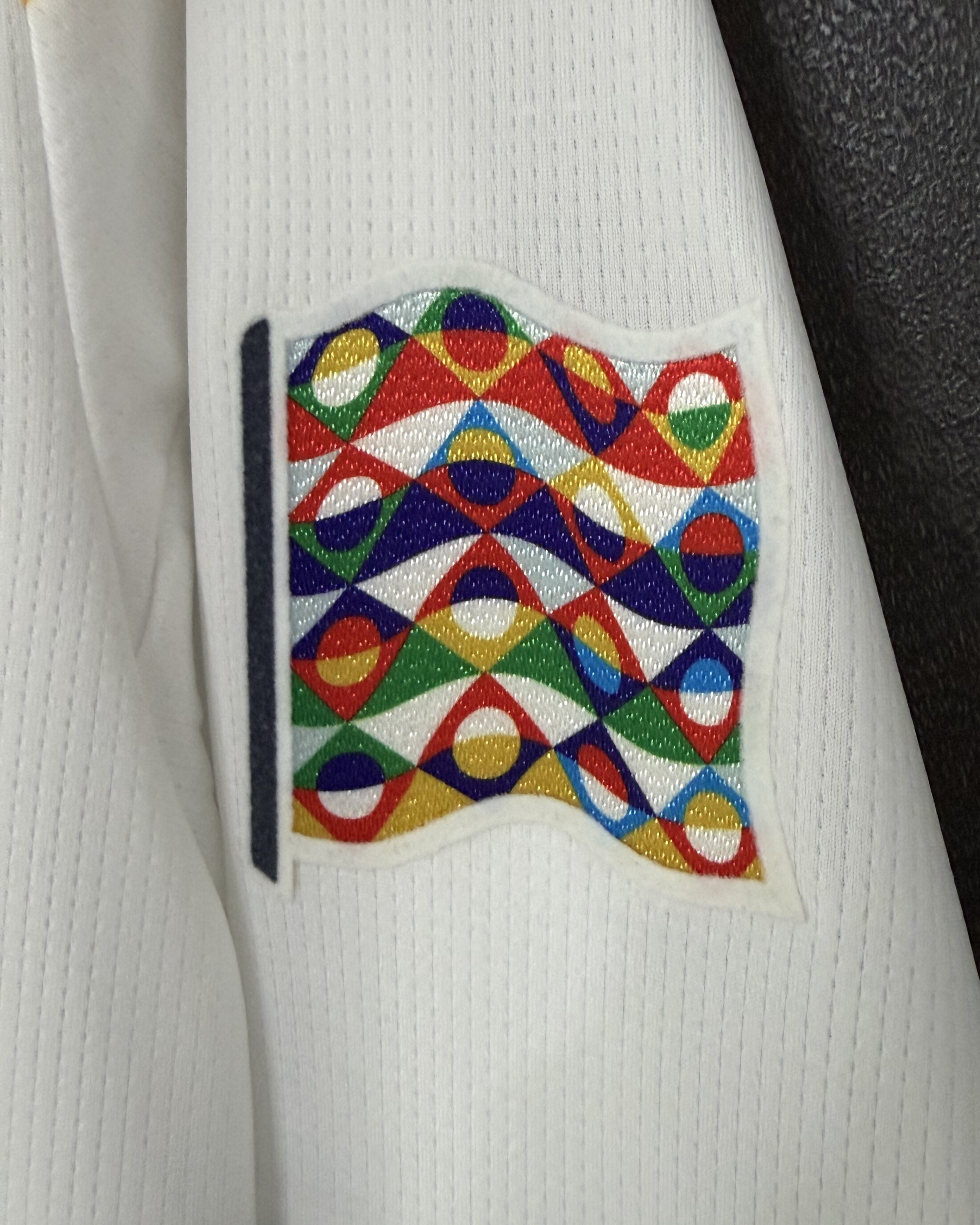 Germany 2026 Home BISCHOF 8 Large 10/10 BNWT - Image 3