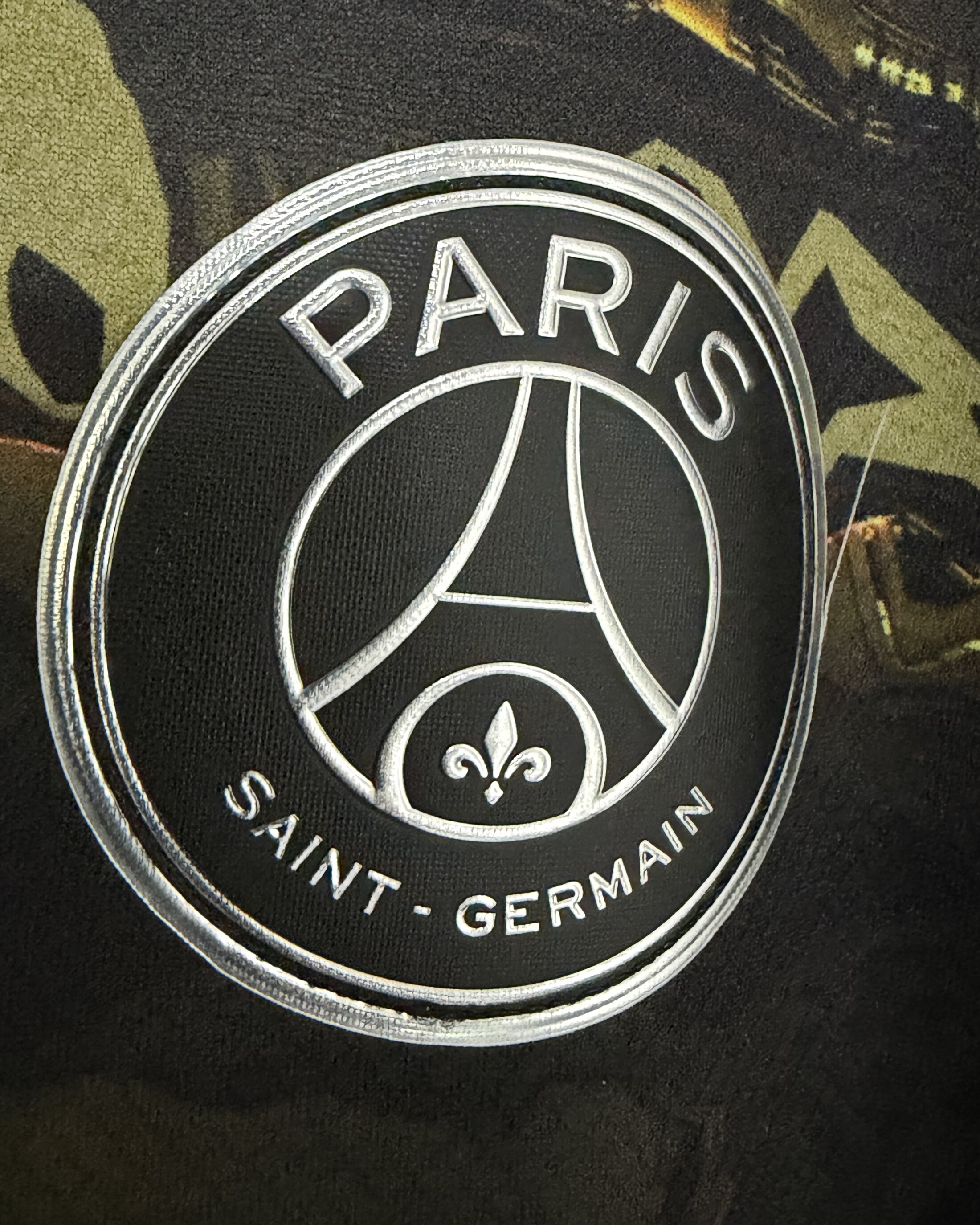 PSG 2025/26 5th DEMBELE 10 LARGE 10/10 BNWT - Image 6
