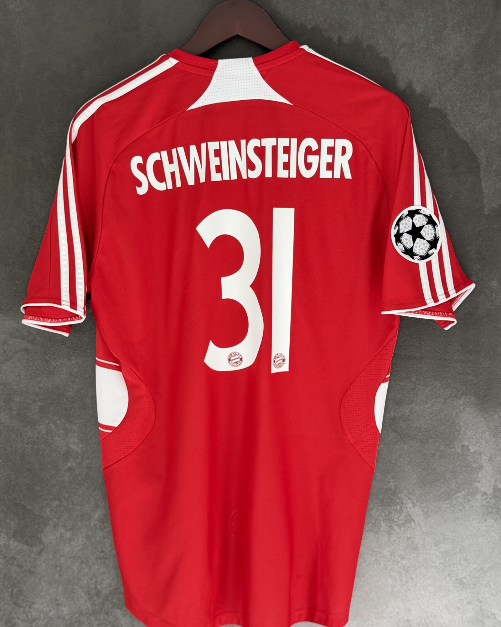 FC Bayern München 2008/09 Home SCHWEINSTEIGER 31 Large 9/10 Player Version